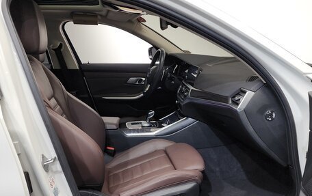 BMW 3 серия, 2023 год, 3 900 000 рублей, 17 фотография
