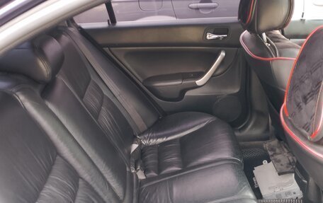 Honda Accord VII рестайлинг, 2004 год, 730 000 рублей, 11 фотография