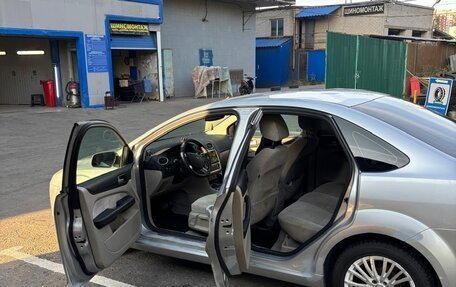 Ford Focus II рестайлинг, 2006 год, 330 000 рублей, 11 фотография