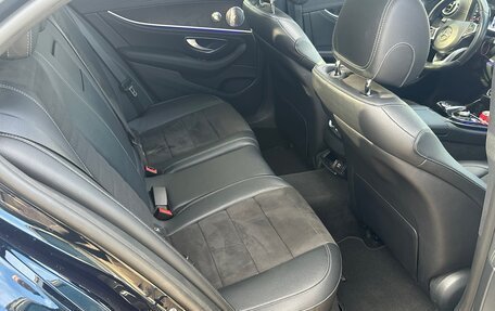 Mercedes-Benz E-Класс, 2017 год, 2 950 000 рублей, 7 фотография