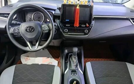 Toyota Corolla, 2022 год, 1 440 000 рублей, 2 фотография