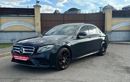 Mercedes-Benz E-Класс, 2017 год, 2 950 000 рублей, 10 фотография