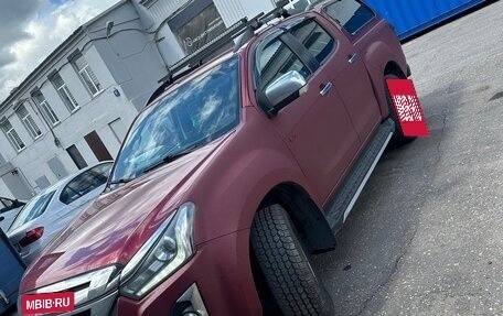 Isuzu D-Max II, 2018 год, 2 930 000 рублей, 2 фотография