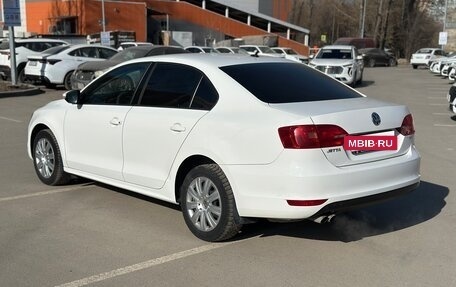 Volkswagen Jetta VI, 2013 год, 899 000 рублей, 7 фотография