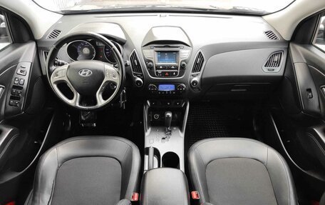 Hyundai ix35 I рестайлинг, 2013 год, 1 275 000 рублей, 17 фотография