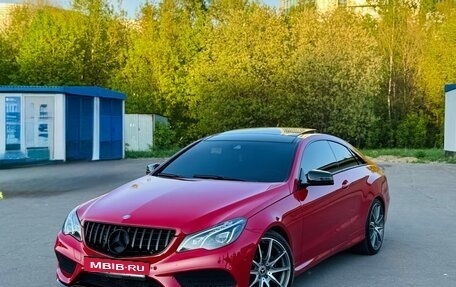 Mercedes-Benz E-Класс, 2015 год, 2 170 000 рублей, 3 фотография