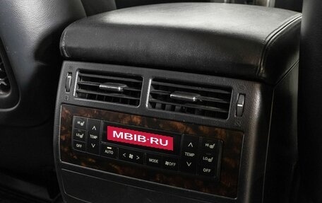 Toyota Land Cruiser 200, 2012 год, 3 180 000 рублей, 15 фотография