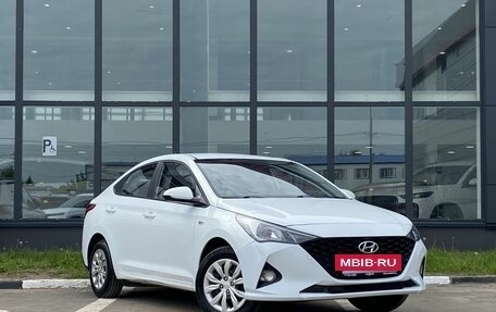 Hyundai Solaris II рестайлинг, 2020 год, 1 349 000 рублей, 3 фотография