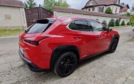 Lexus UX I, 2019 год, 3 120 000 рублей, 4 фотография