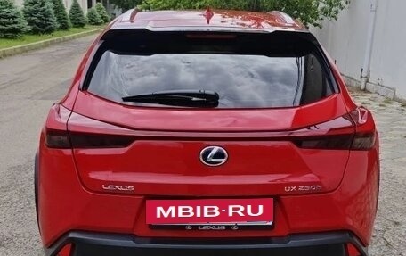 Lexus UX I, 2019 год, 3 120 000 рублей, 3 фотография