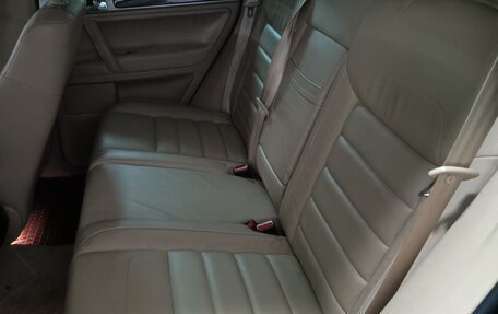 Volkswagen Touareg III, 2006 год, 1 500 000 рублей, 7 фотография