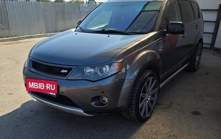 Mitsubishi Outlander III рестайлинг 3, 2007 год, 1 470 000 рублей, 2 фотография