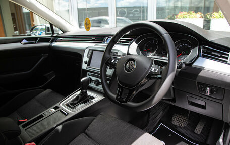 Volkswagen Passat B8 рестайлинг, 2015 год, 1 298 000 рублей, 11 фотография