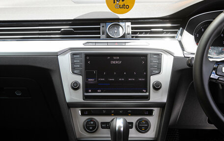 Volkswagen Passat B8 рестайлинг, 2015 год, 1 298 000 рублей, 17 фотография