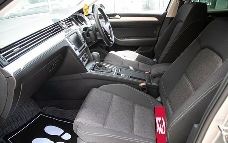 Volkswagen Passat B8 рестайлинг, 2015 год, 1 298 000 рублей, 21 фотография