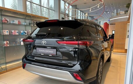 Toyota Highlander, 2025 год, 5 600 000 рублей, 6 фотография