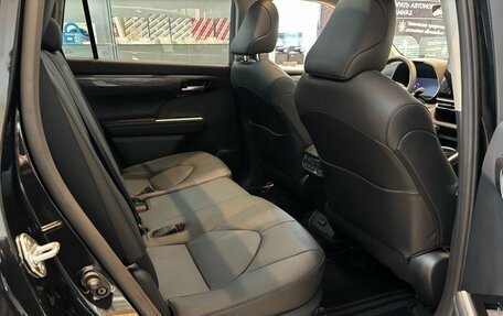 Toyota Highlander, 2025 год, 5 600 000 рублей, 16 фотография