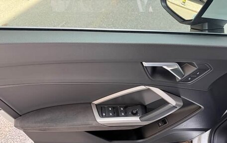Audi Q3, 2023 год, 2 590 000 рублей, 23 фотография
