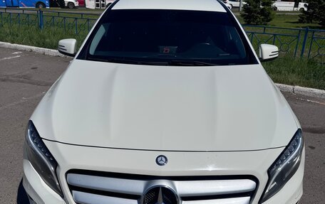 Mercedes-Benz GLA, 2015 год, 1 500 000 рублей, 3 фотография