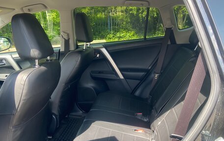 Toyota RAV4, 2015 год, 2 500 000 рублей, 8 фотография