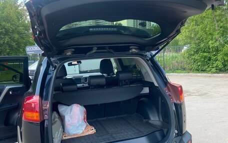 Toyota RAV4, 2015 год, 2 500 000 рублей, 5 фотография