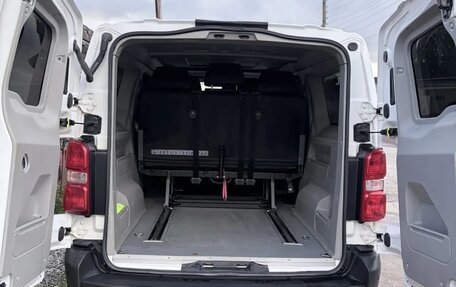 Citroen Jumpy III, 2019 год, 2 320 000 рублей, 14 фотография