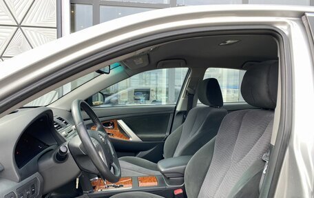 Toyota Camry, 2010 год, 1 349 000 рублей, 19 фотография