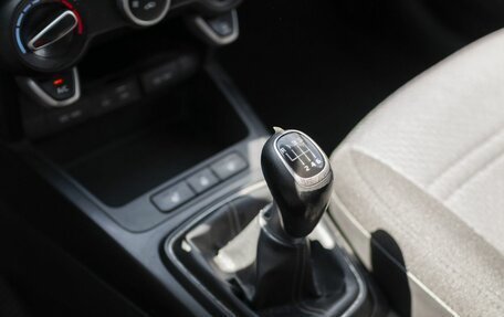 KIA Rio IV, 2018 год, 1 200 000 рублей, 15 фотография