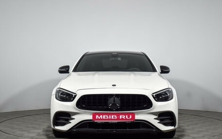 Mercedes-Benz E-Класс, 2021 год, 3 400 000 рублей, 2 фотография