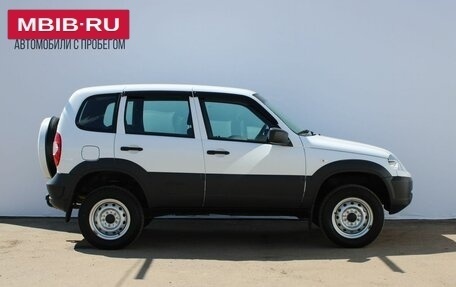 Chevrolet Niva I рестайлинг, 2019 год, 889 000 рублей, 4 фотография