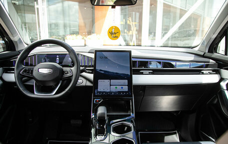 Geely Atlas, 2024 год, 3 098 000 рублей, 18 фотография