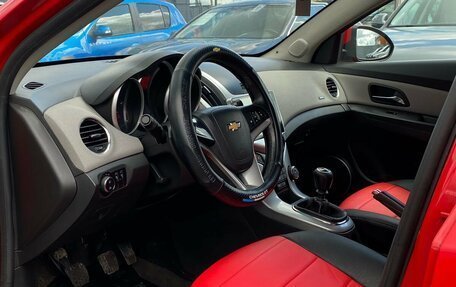 Chevrolet Cruze II, 2013 год, 690 000 рублей, 9 фотография
