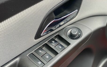 Chevrolet Cruze II, 2013 год, 690 000 рублей, 24 фотография