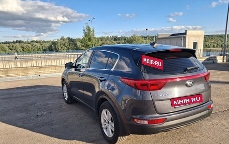 KIA Sportage IV рестайлинг, 2017 год, 1 850 000 рублей, 4 фотография