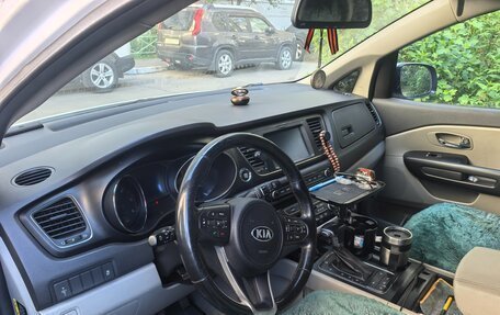 KIA Carnival III, 2018 год, 2 650 000 рублей, 4 фотография