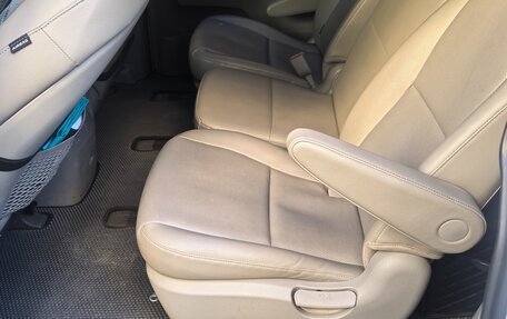 KIA Carnival III, 2018 год, 2 650 000 рублей, 6 фотография
