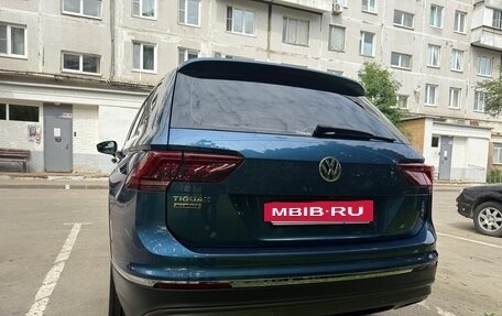 Volkswagen Tiguan II, 2020 год, 3 600 000 рублей, 6 фотография