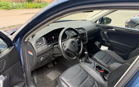 Volkswagen Tiguan II, 2020 год, 3 600 000 рублей, 12 фотография