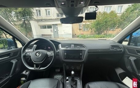 Volkswagen Tiguan II, 2020 год, 3 600 000 рублей, 27 фотография