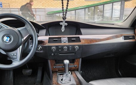 BMW 5 серия, 2005 год, 750 000 рублей, 9 фотография