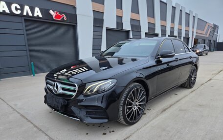 Mercedes-Benz E-Класс, 2019 год, 2 700 000 рублей, 3 фотография