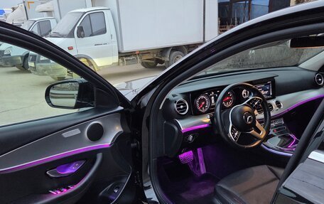 Mercedes-Benz E-Класс, 2019 год, 2 700 000 рублей, 12 фотография