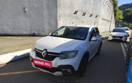 Renault Logan II, 2021 год, 790 000 рублей, 3 фотография