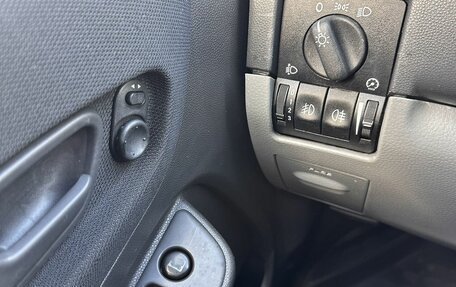 Suzuki Ignis II (HR), 2006 год, 330 000 рублей, 16 фотография