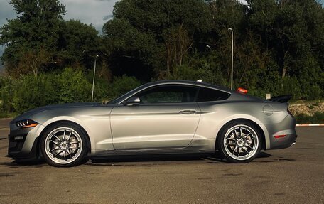 Ford Mustang VI рестайлинг, 2020 год, 3 800 000 рублей, 15 фотография