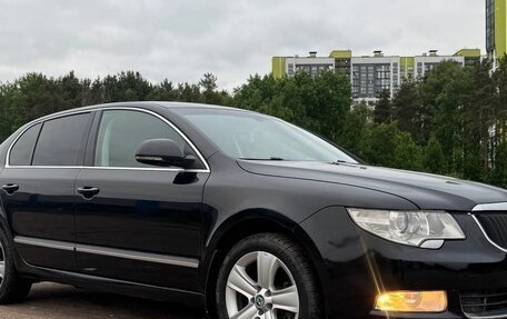 Skoda Superb III рестайлинг, 2010 год, 895 000 рублей, 4 фотография