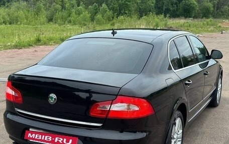Skoda Superb III рестайлинг, 2010 год, 895 000 рублей, 8 фотография