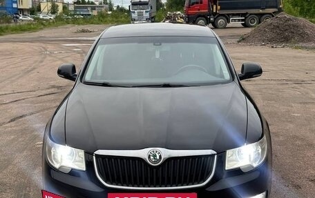 Skoda Superb III рестайлинг, 2010 год, 895 000 рублей, 2 фотография