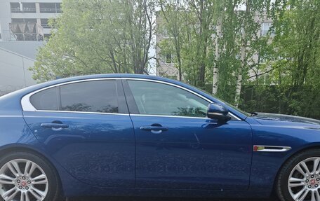 Jaguar XE I рестайлинг, 2015 год, 1 540 000 рублей, 6 фотография