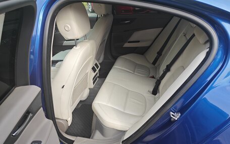 Jaguar XE I рестайлинг, 2015 год, 1 540 000 рублей, 12 фотография